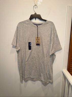 Chubbies Friday At Five Graphic TShirt. Mens Size XL (NWTS)